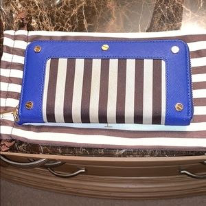 HENRI BENDEL WALLET- UNIQUE!